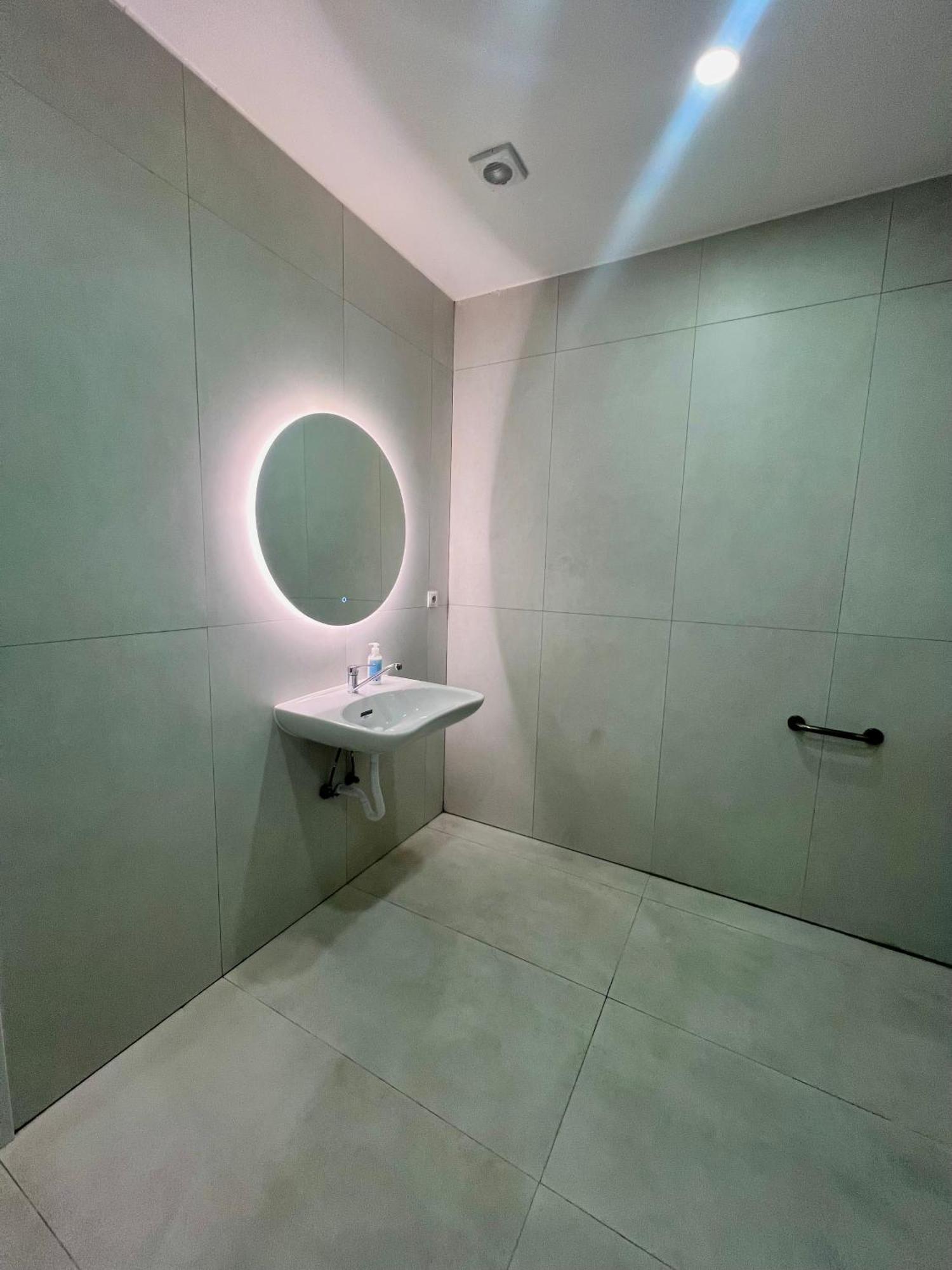 מדריד Hostel Oasis מראה חיצוני תמונה