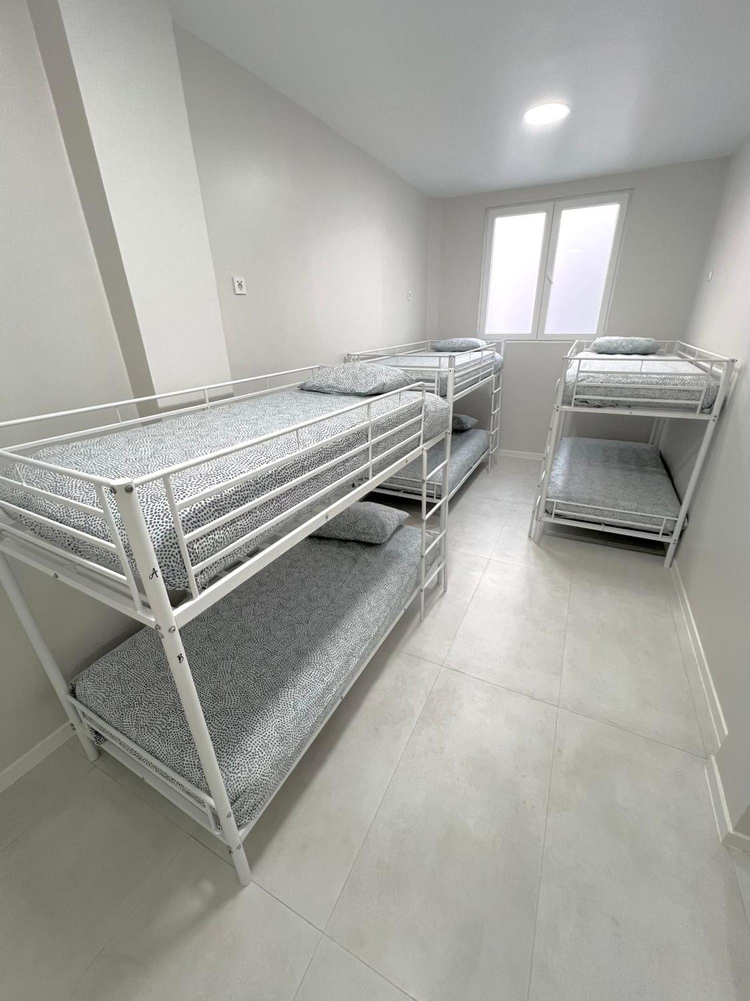 מדריד Hostel Oasis מראה חיצוני תמונה