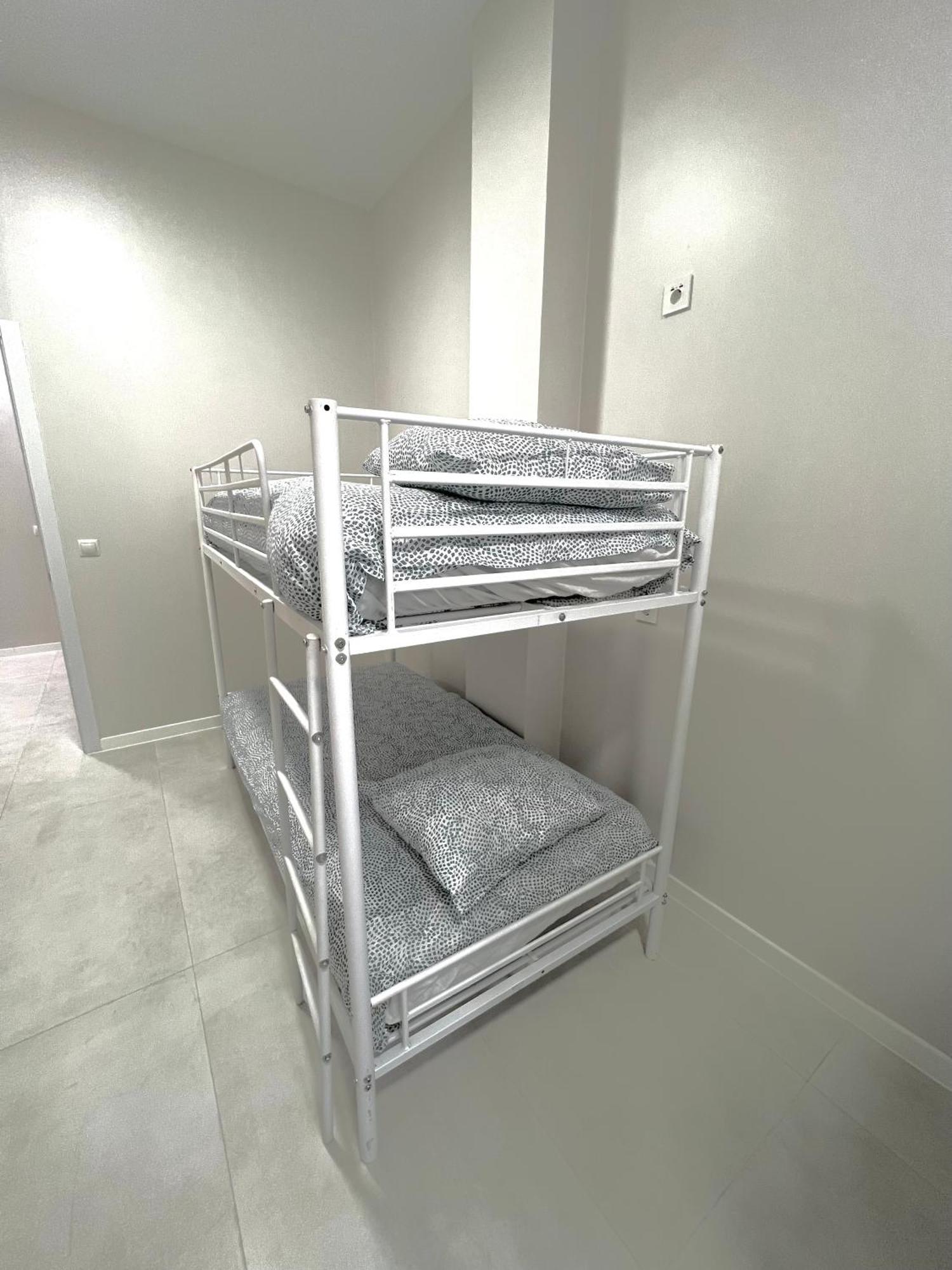 מדריד Hostel Oasis מראה חיצוני תמונה